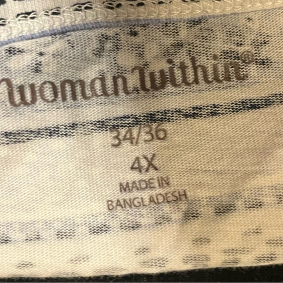 WOMAN WITHIN CUTE BLUE & WHITE FLOWERS & STRIPES SHORT SLEEVE PLUS TOP - Picture 8 of 10